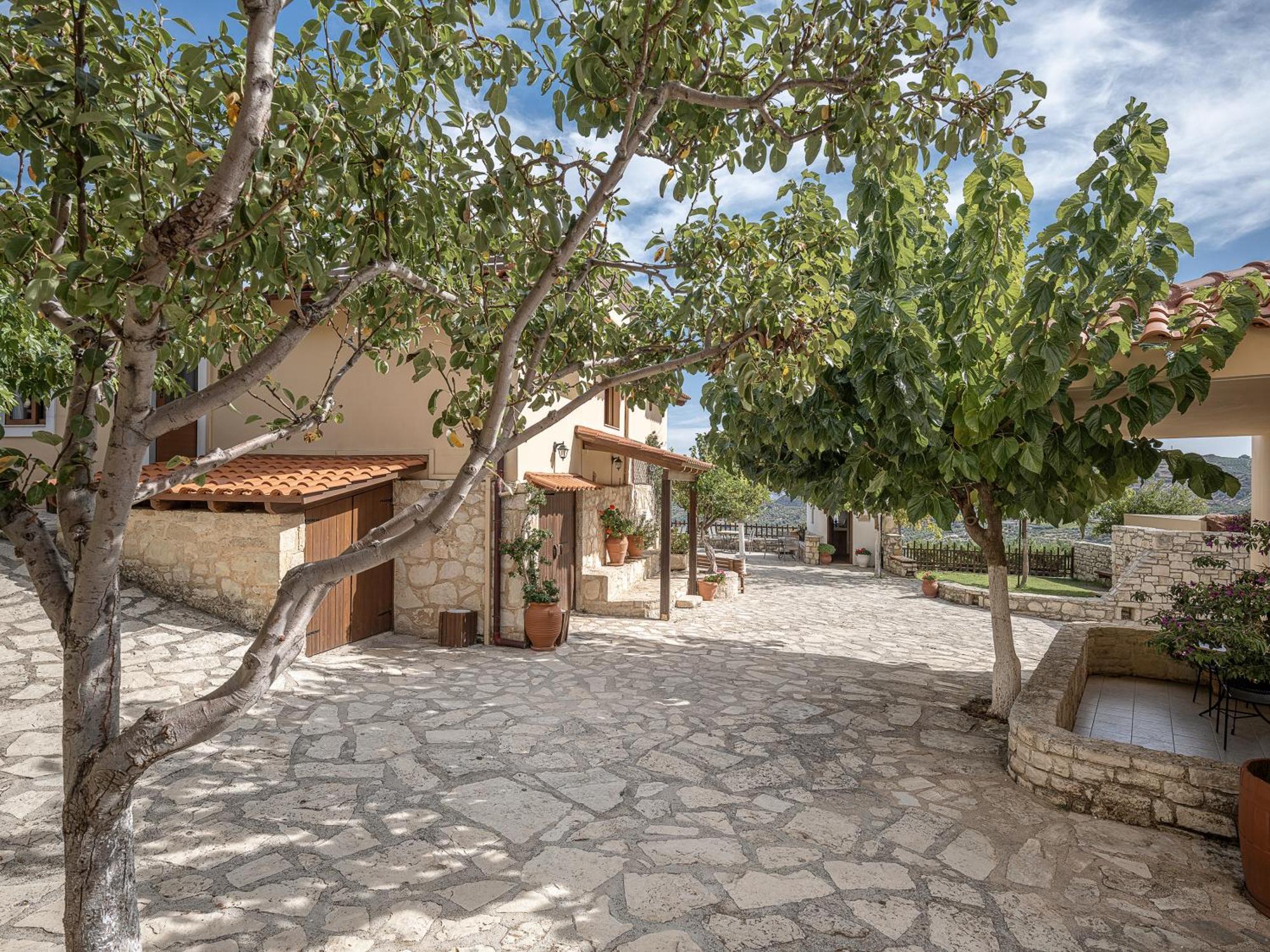 Earino Appartement Kato Asites Buitenkant foto