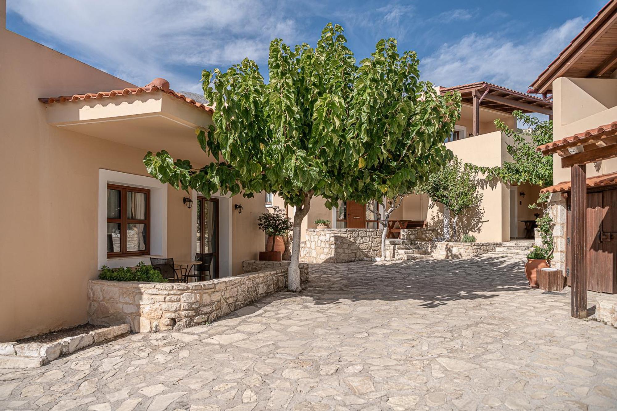 Earino Appartement Kato Asites Buitenkant foto